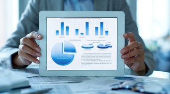 Key Things to Consider When Choosing a Financial Advisor